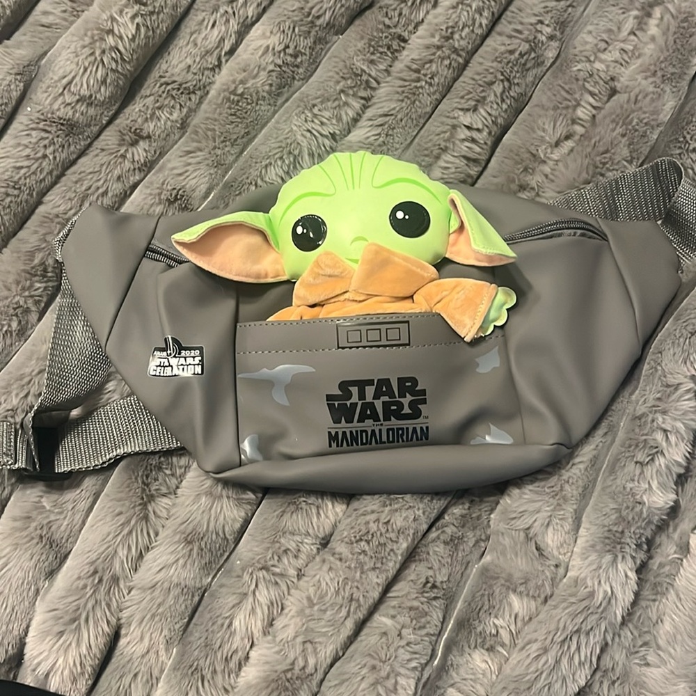Star Wars the Mandalorian Fanny pack hip pack Star Wars Celebration grogu